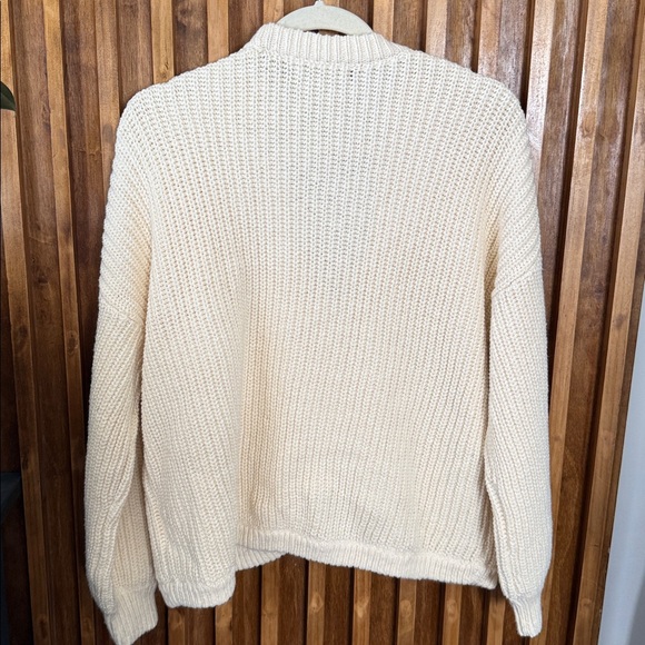 Madewell Shirttail Cardigan Sweater in Antique Cream. M - Picture 3 of 9